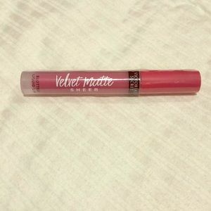 VS Velvet Matte Sheer Lip Gloss